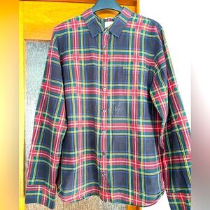 J.Crew PERFECT FIT LARGE BUTTON UP, SUPER LIGHTWEIGHT, VERY COMFORTABLE